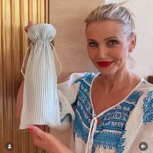 Beautiful Daughters of India dress - never worn. No smoking/no pets.